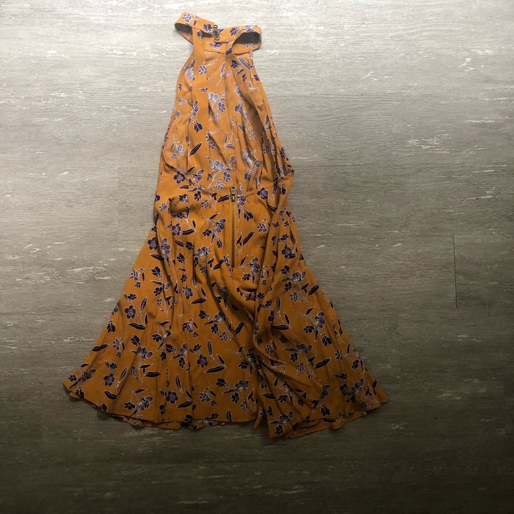 Yellow summer dress w purple flowers - Picture 3 of 9